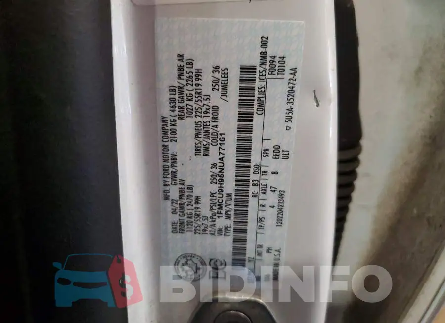 1FMCU9H95NUA77161 Photo# 12