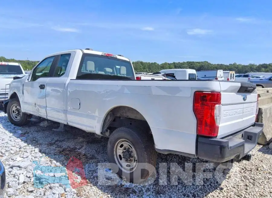 1FT7X2A68NEF34799 Photo# 2