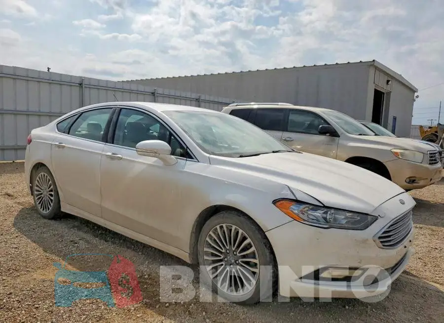 3FA6P0RU8HR375499 Photo# 4