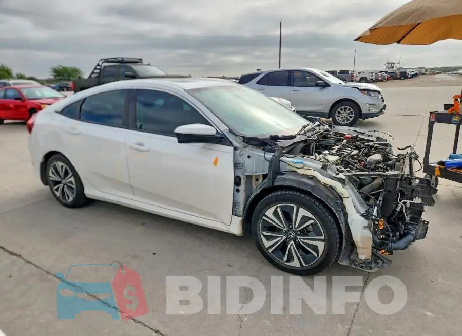 19XFC1F35HE012947 Photo# 4