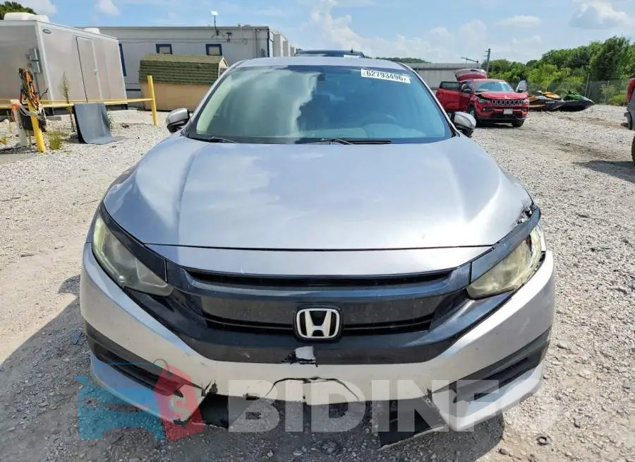 19XFC2F50HE069547 Photo# 5