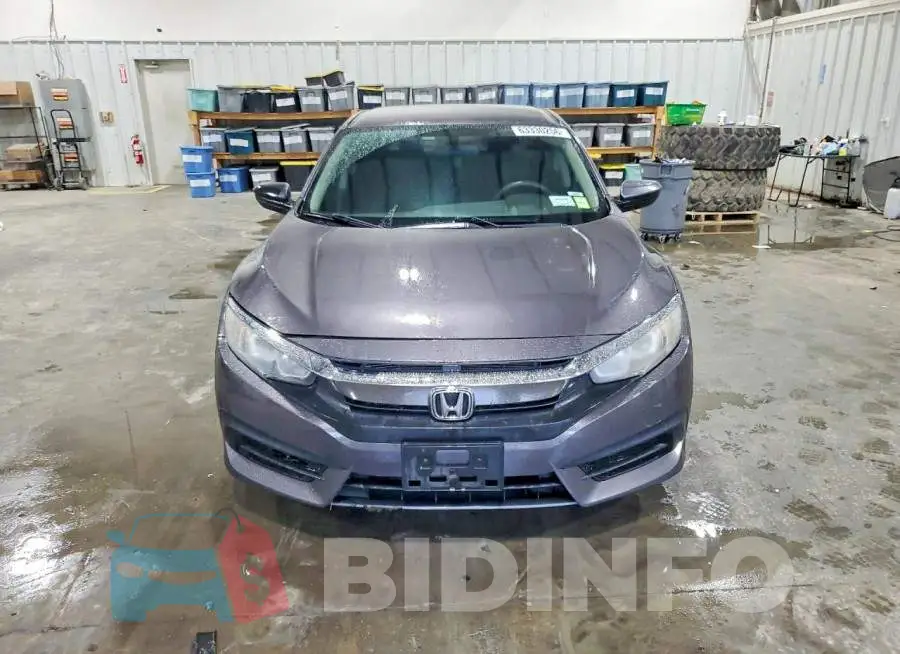 19XFC2F58HE217945 Photo# 5