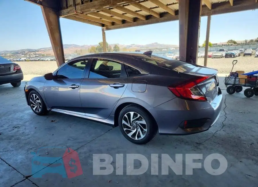 19XFC2F73HE218518 Photo# 2