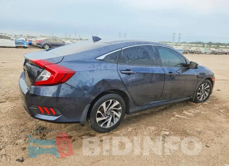 19XFC2F79HE034300 Photo# 3