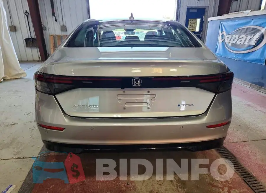 1HGCY2F63RA027652 Photo# 6