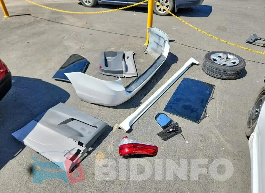 5TDKZ3DC1HS850670 Photo# 13