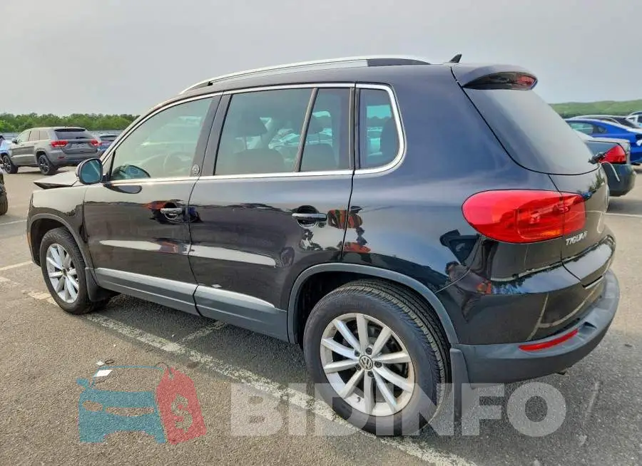 WVGSV7AX2HK005632 Photo# 2