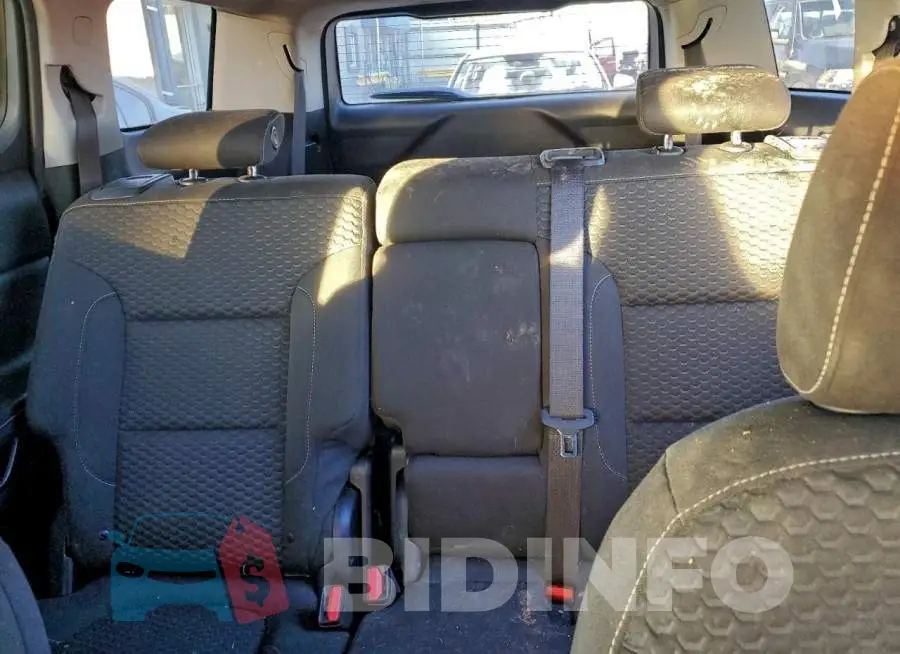 1GKKNRLAXJZ108372 Photo# 10