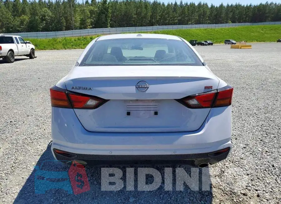 1N4BL4CV9PN323352 Photo# 6
