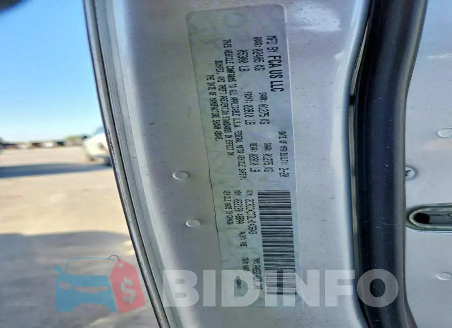 2C3CDXCT3LH143643 Photo# 13