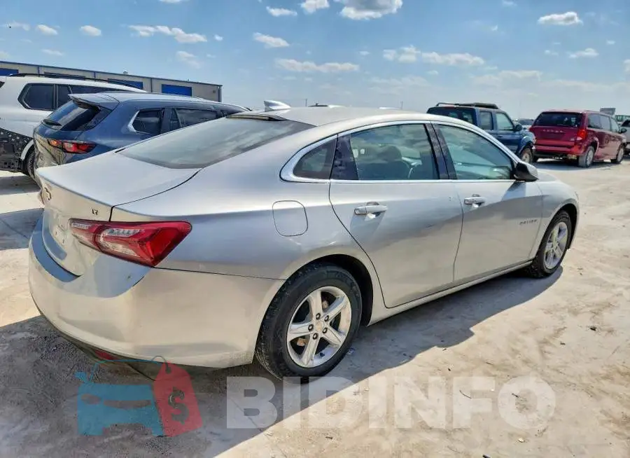 1G1ZD5ST3NF176859 Photo# 3