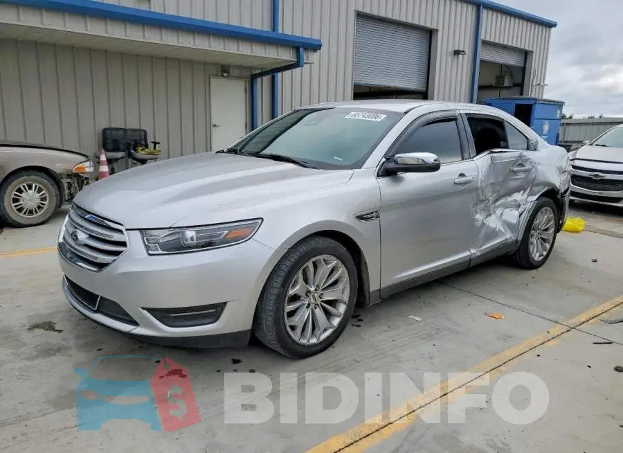 1FAHP2F82HG119197 Photo# 1