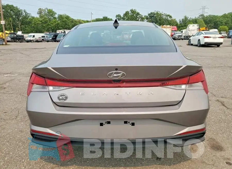 KMHLM4AG0PU396921 Photo# 6