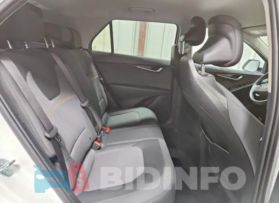 KNDCP3LE4T5322777 Photo# 11