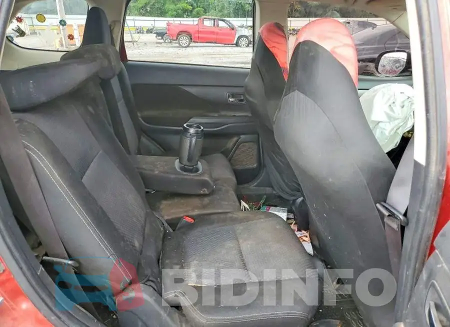 JA4AD2A34JZ005187 Photo# 11