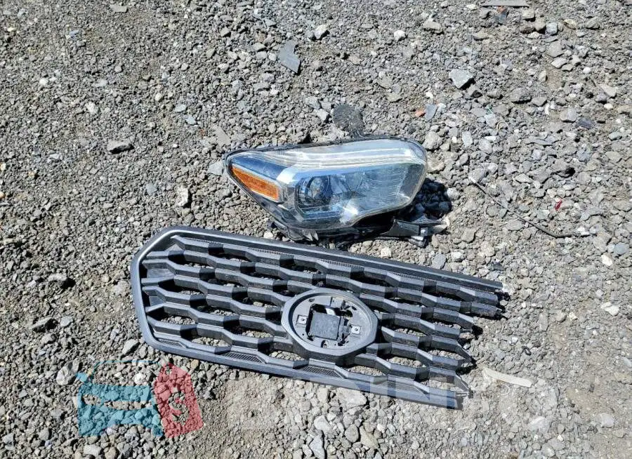 3TMCZ5AN0LM314436 Photo# 12