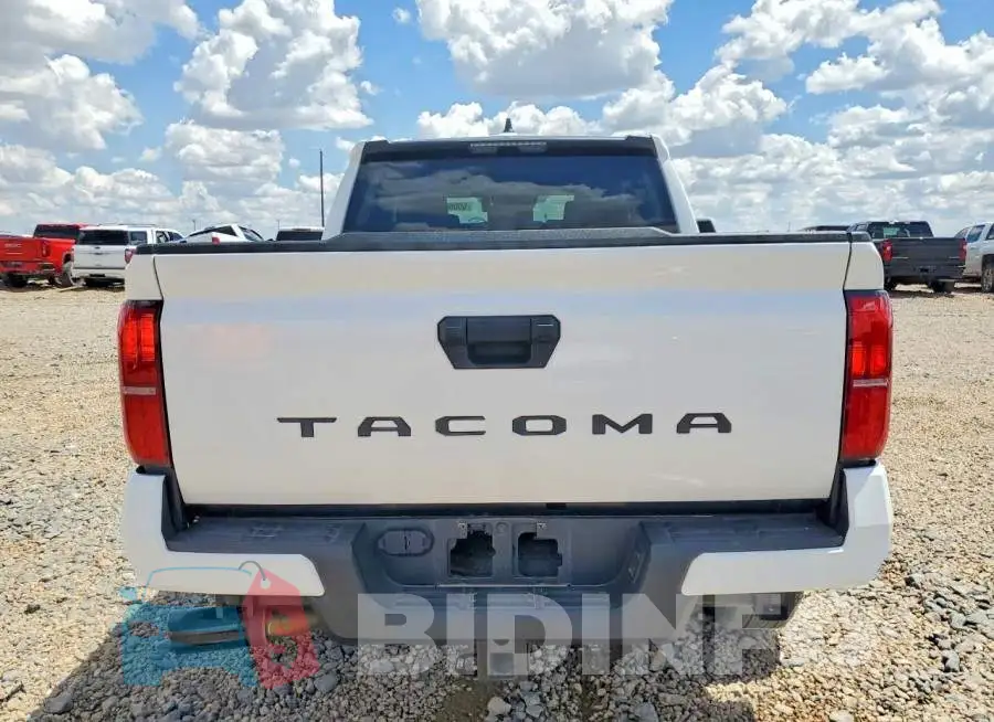 3TMKB5FN8SM048705 Photo# 6