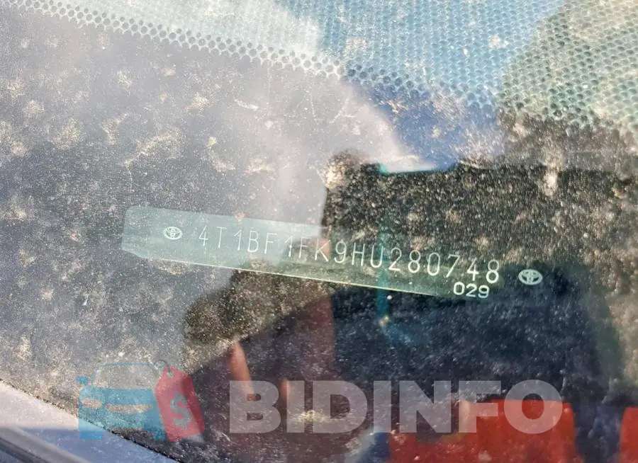 4T1BF1FK9HU280748 Photo# 12