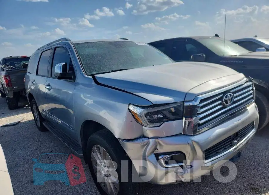 5TDDY5G18LS175135 Photo# 4