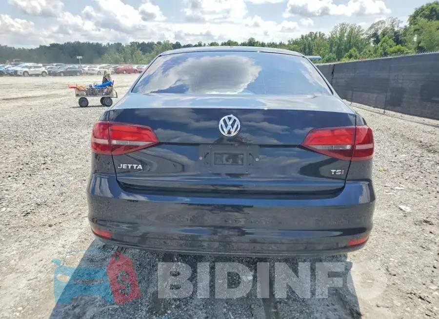 3VW167AJ4HM327977 Photo# 6