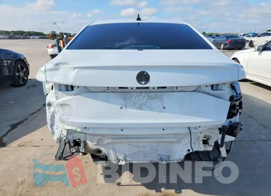 3VW5X7BU4SM024292 Photo# 6