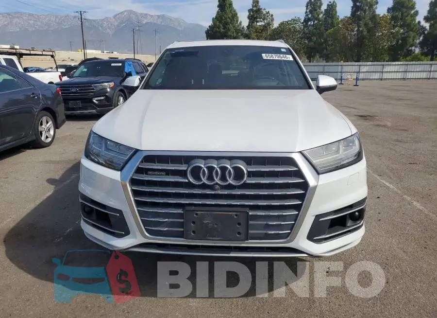 WA1VAAF71JD035535 Photo# 5
