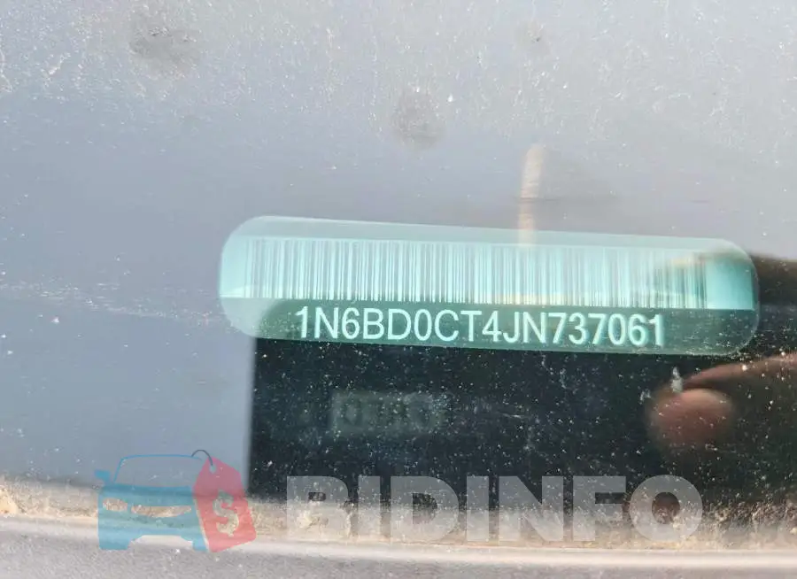 1N6BD0CT4JN737061 Photo# 13