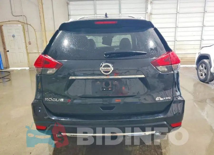 JN8AT2MVXHW256138 Photo# 6