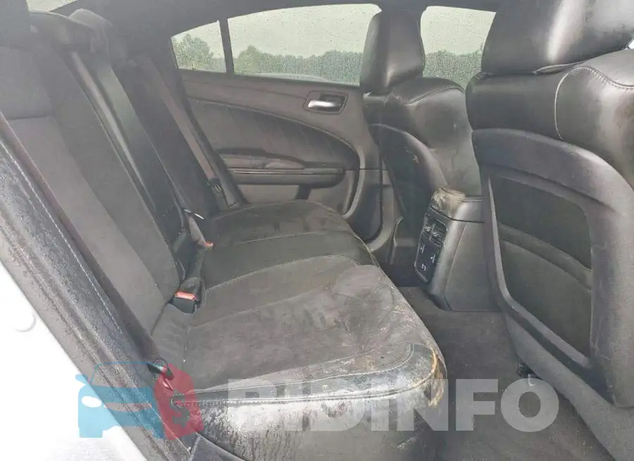 2C3CDXCT2MH674835 Photo# 10