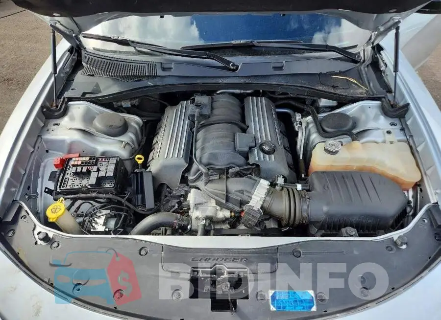 2C3CDXGJ3PH588916 Photo# 11