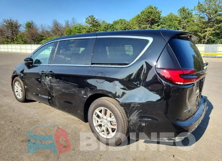 2C4RC1BG2TR281775 Photo# 2