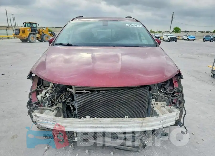 2C4RC1BG4LR123485 Photo# 5