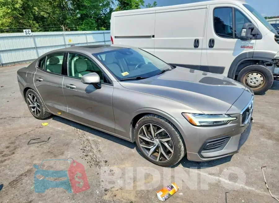 7JRA22TK1LG045372 Photo# 4