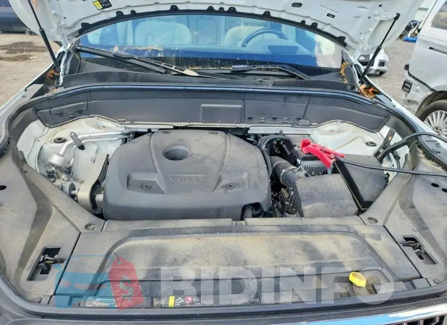 YV4102PK3M1699077 Photo# 12