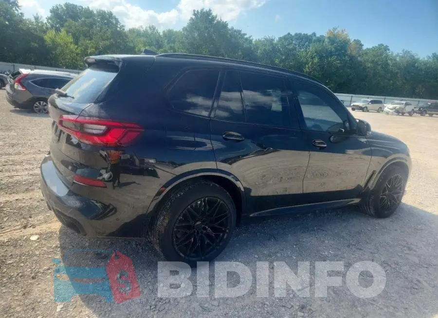 5UXJU2C52KLB15455 Photo# 3