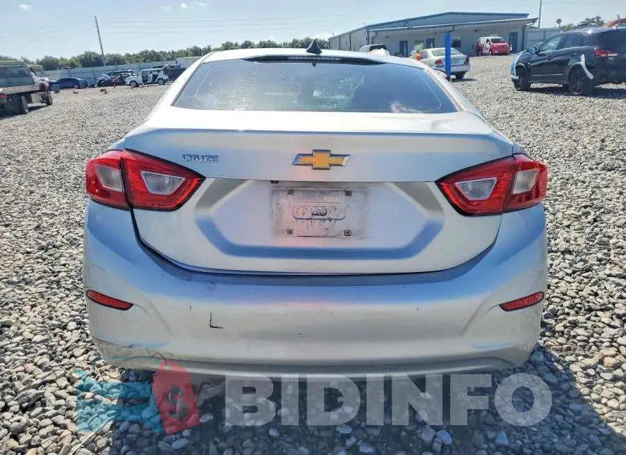 1G1BC5SMXJ7226061 Photo# 6