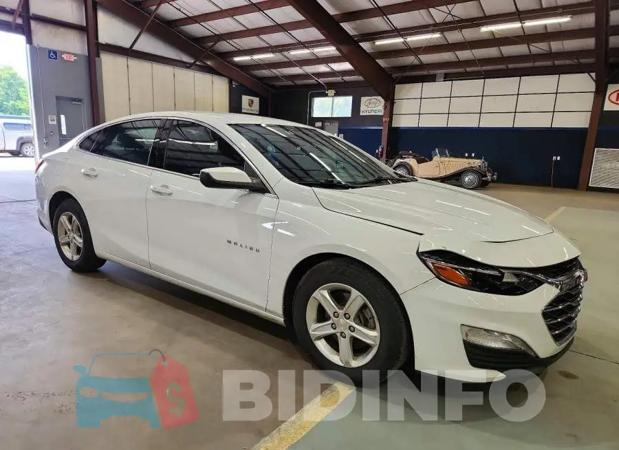 1G1ZD5ST0PF201414 Photo# 4