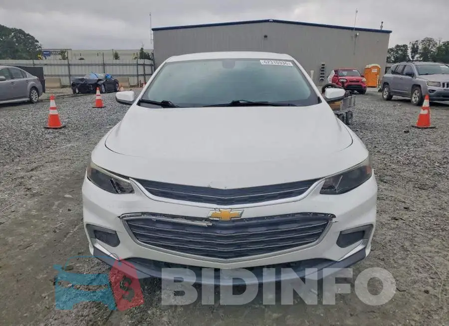 1G1ZD5ST1JF104858 Photo# 5
