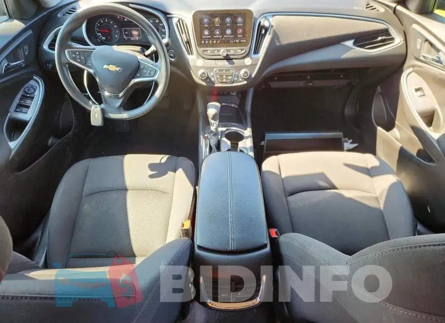 1G1ZD5ST2SF131844 Photo# 8