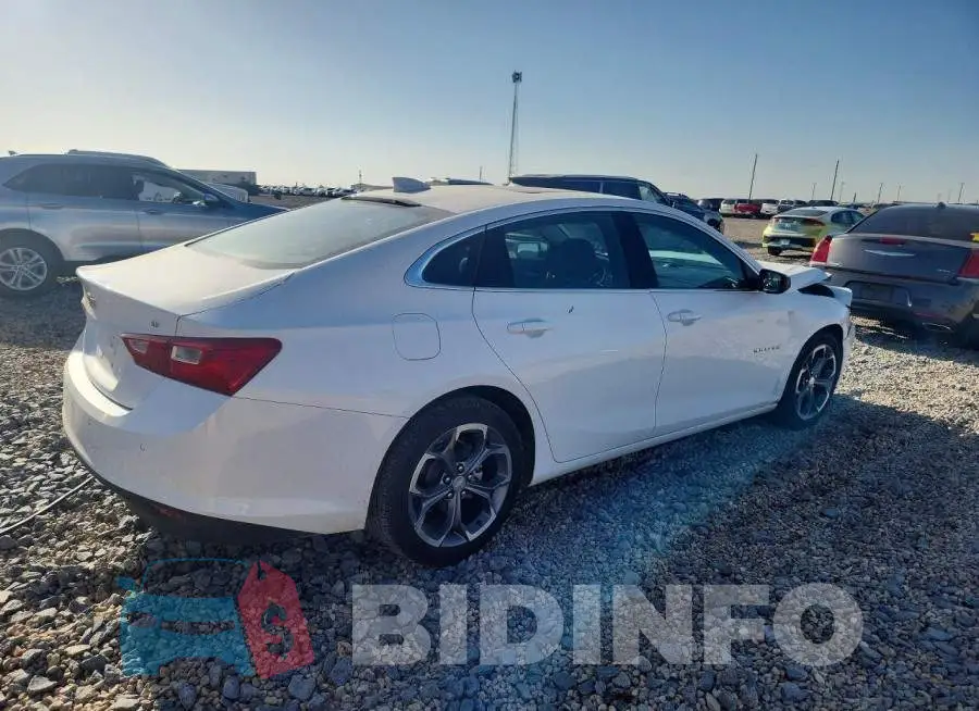 1G1ZD5ST3RF130342 Photo# 3