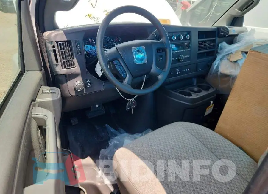 1HA0GRF78SN005792 Photo# 8