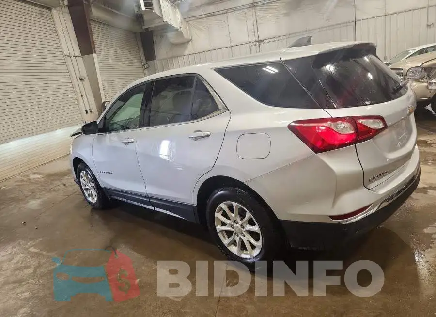 2GNAXTEV4L6165784 Photo# 2