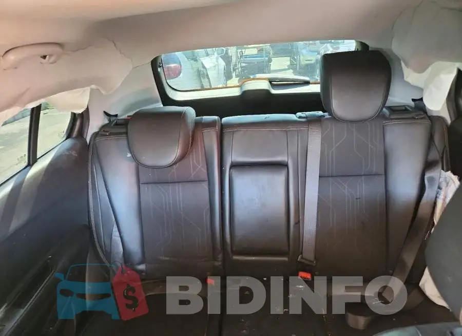 KL7CJPSM5NB564903 Photo# 10