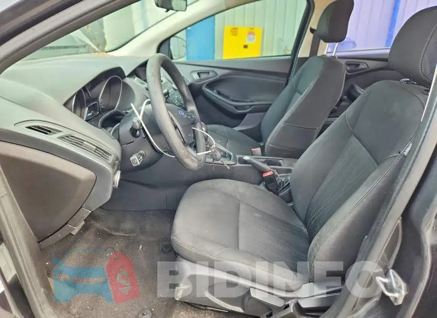 1FADP3E27HL202441 Photo# 7
