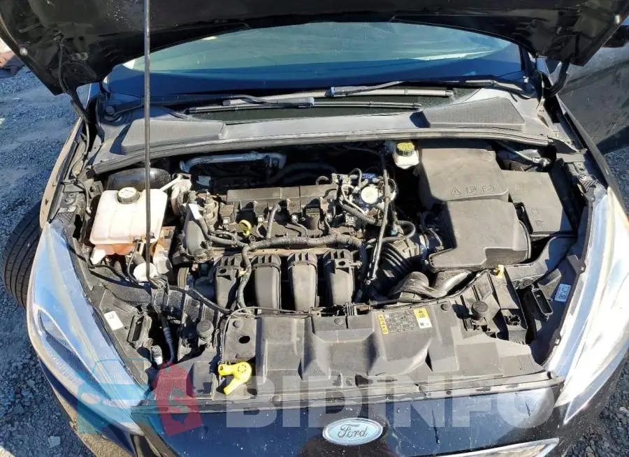 1FADP3F27JL202024 Photo# 11