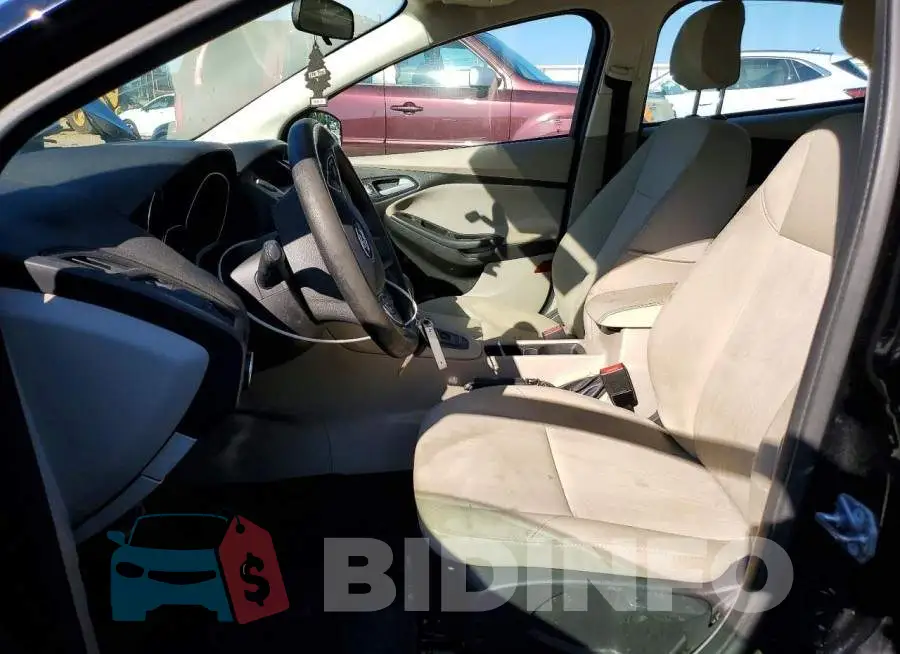 1FADP3F27JL202024 Photo# 7