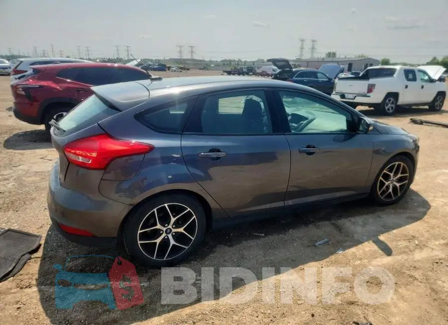 1FADP3M29JL213397 Photo# 3