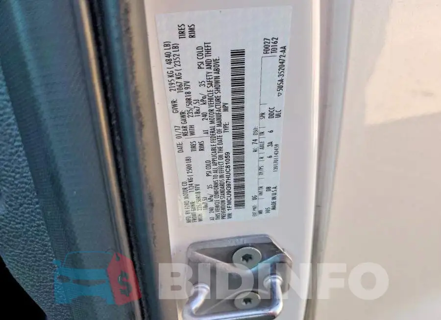 1FMCU9G97HUC81059 Photo# 12