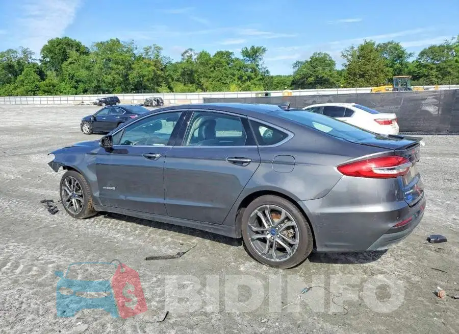 3FA6P0RUXKR194444 Photo# 2