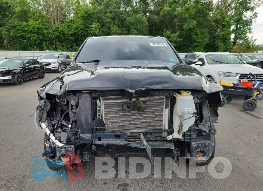 1C6SRFLT9LN389744 Photo# 5
